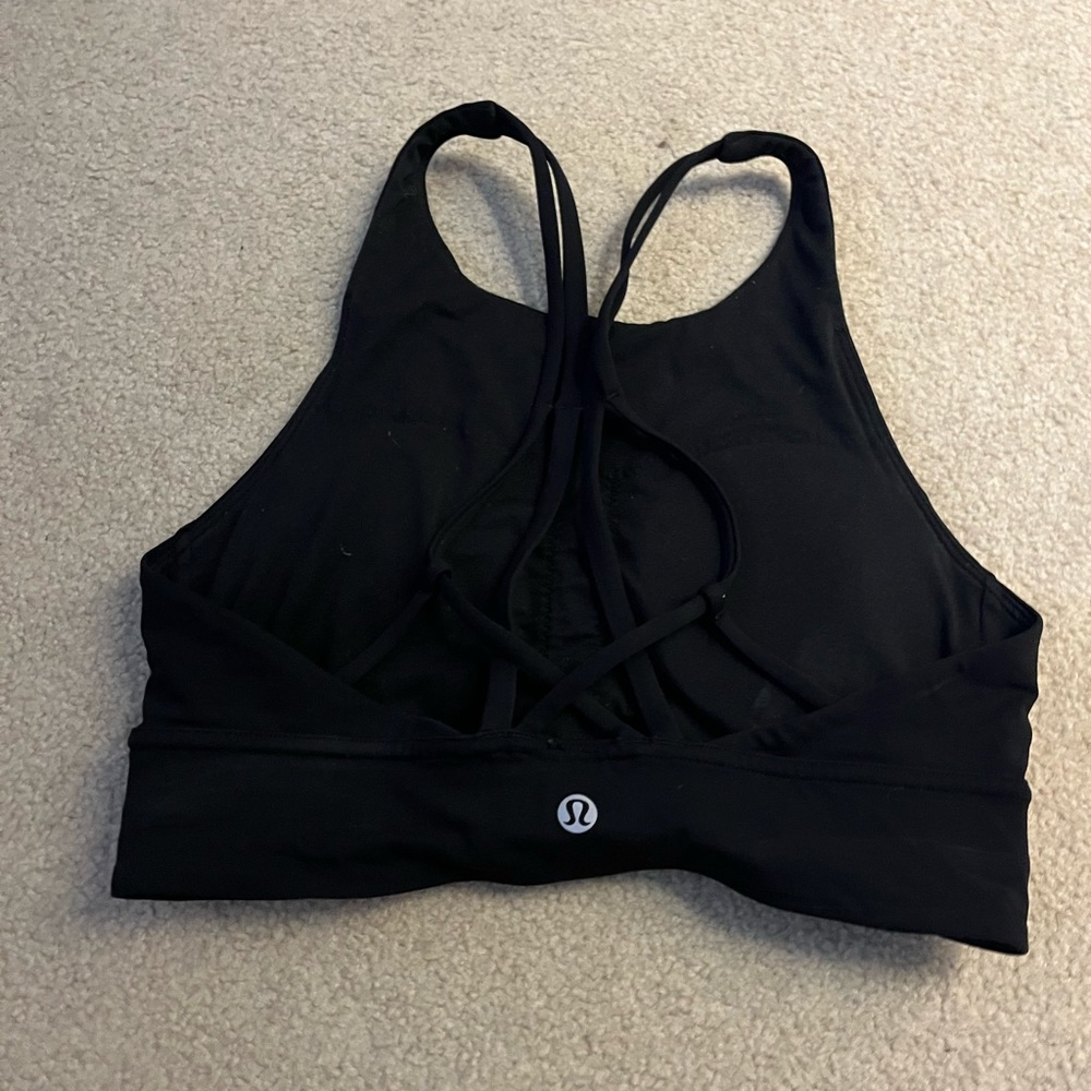 lululemon sports bra